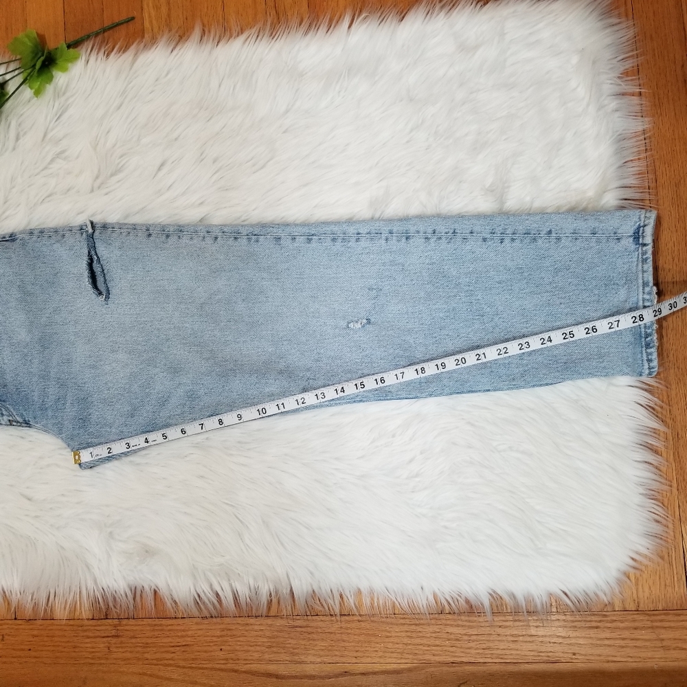 Abercrombie And Fitch Curve Love The Dad High Rise Light Blue Jeans SIZE 29/8R - Picture 12 of 16